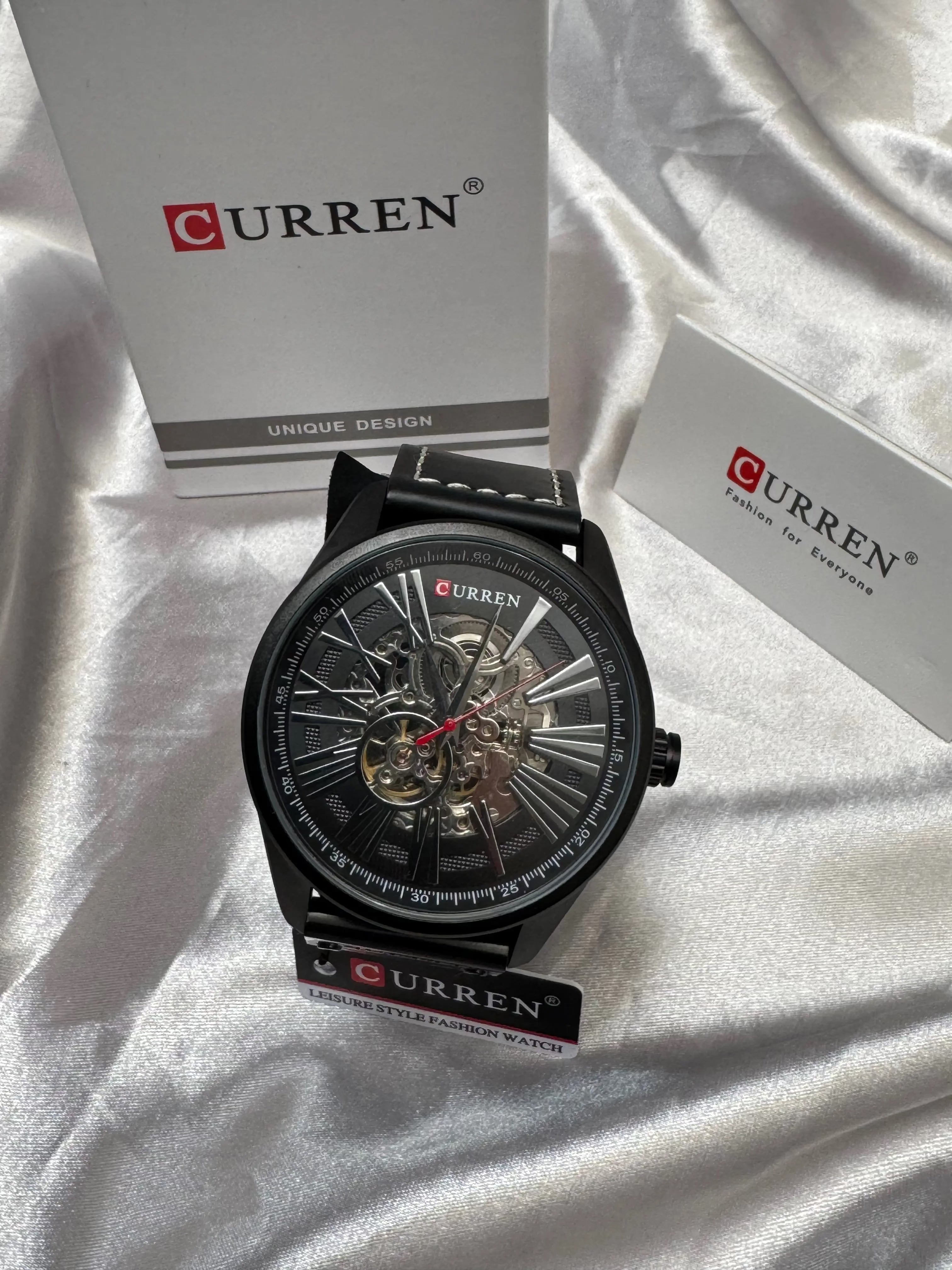 RELOJ CURREN  8299 Hombre Cuero Automatico